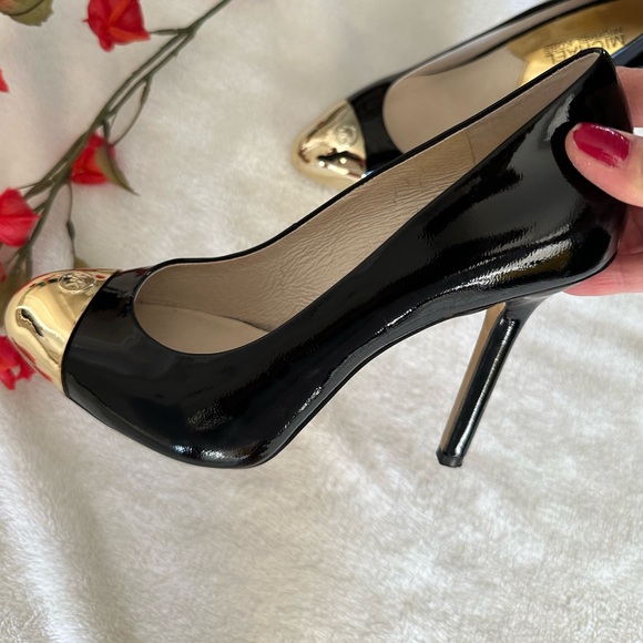 💛🖤Michael Kors | Gorgeous Pumps - Picture 4 of 10